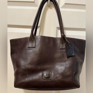 Dooney &Bourke Florentine medium Russel